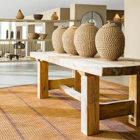 Balneario Segura De Banos 酒店 4*